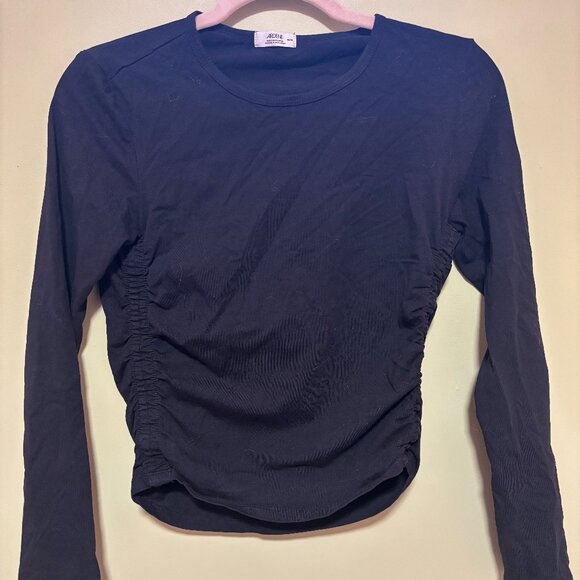 NWOT Ardene Black Ruched Long Sleeve Top - Picture 1 of 4
